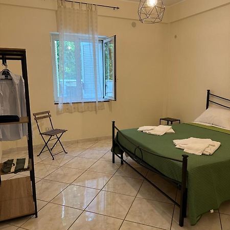 In Famiglia Apartment And Rooms For Pompei, Amalfi, Sorrento And Salerno Sant'Egidio del Monte Albino Bagian luar foto
